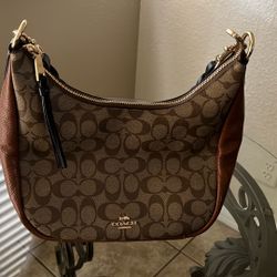 Coach Women Hand Bag
