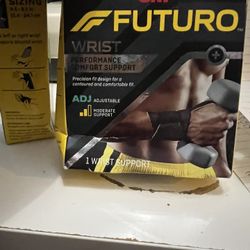 Futuro Wrist Support