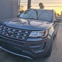 2017 Ford Explorer XLT AWD