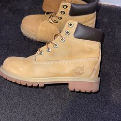 Timberland boots (size 4)