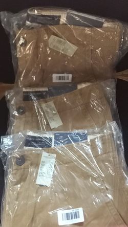 New American Eagle Young Men’s Khaki Pants 31 X 32