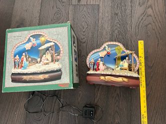 Enesco Animated Nativity