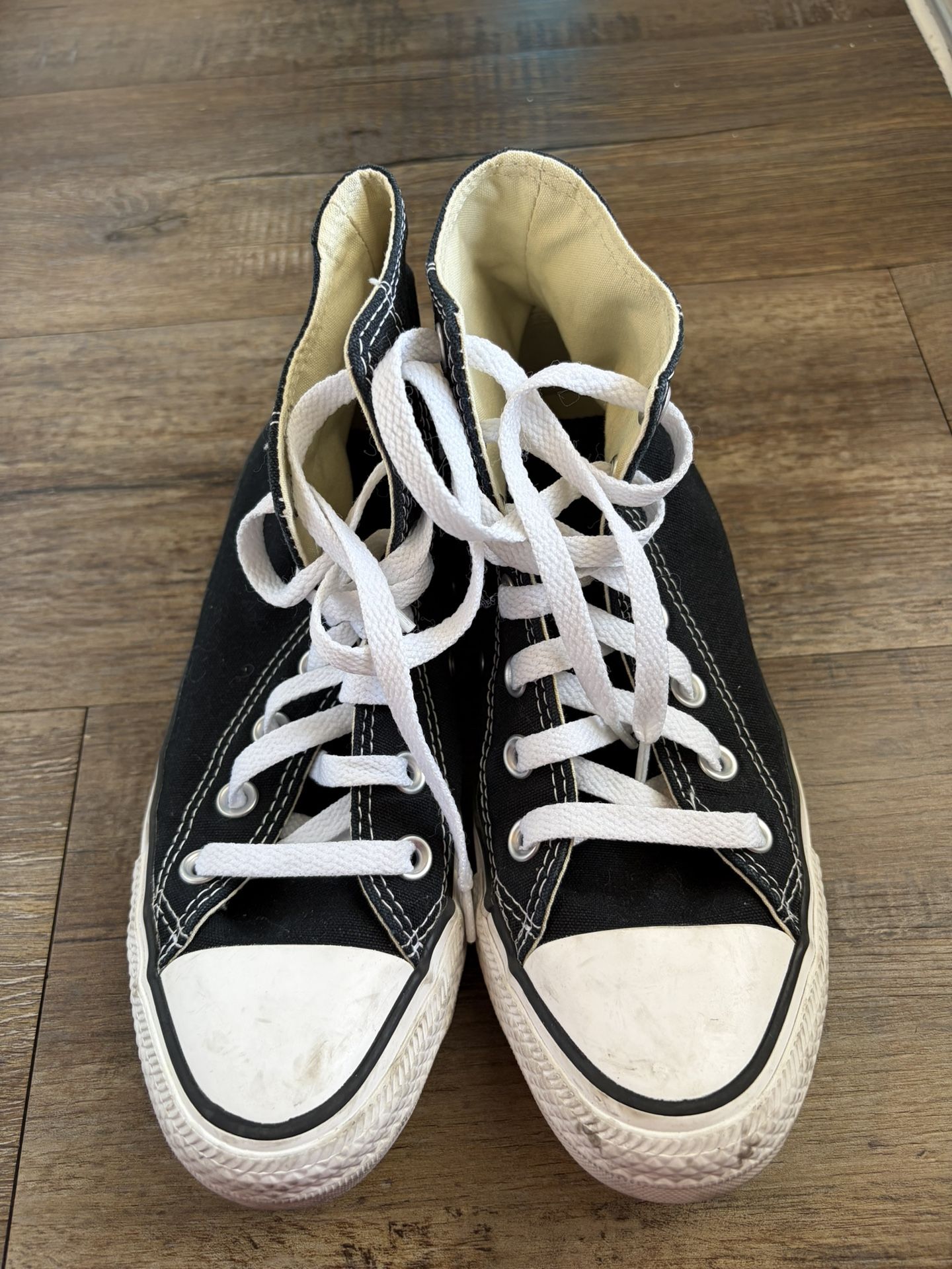 Converse Chuck Taylor All-Star High-Top Shoes Womens 7 / Mens 5