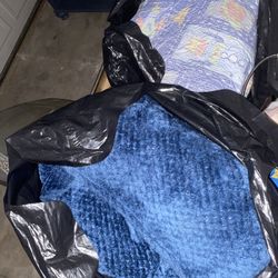 Blankets 7 Each Full Size