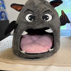 Bootique Vampire Bat Pet Bed
