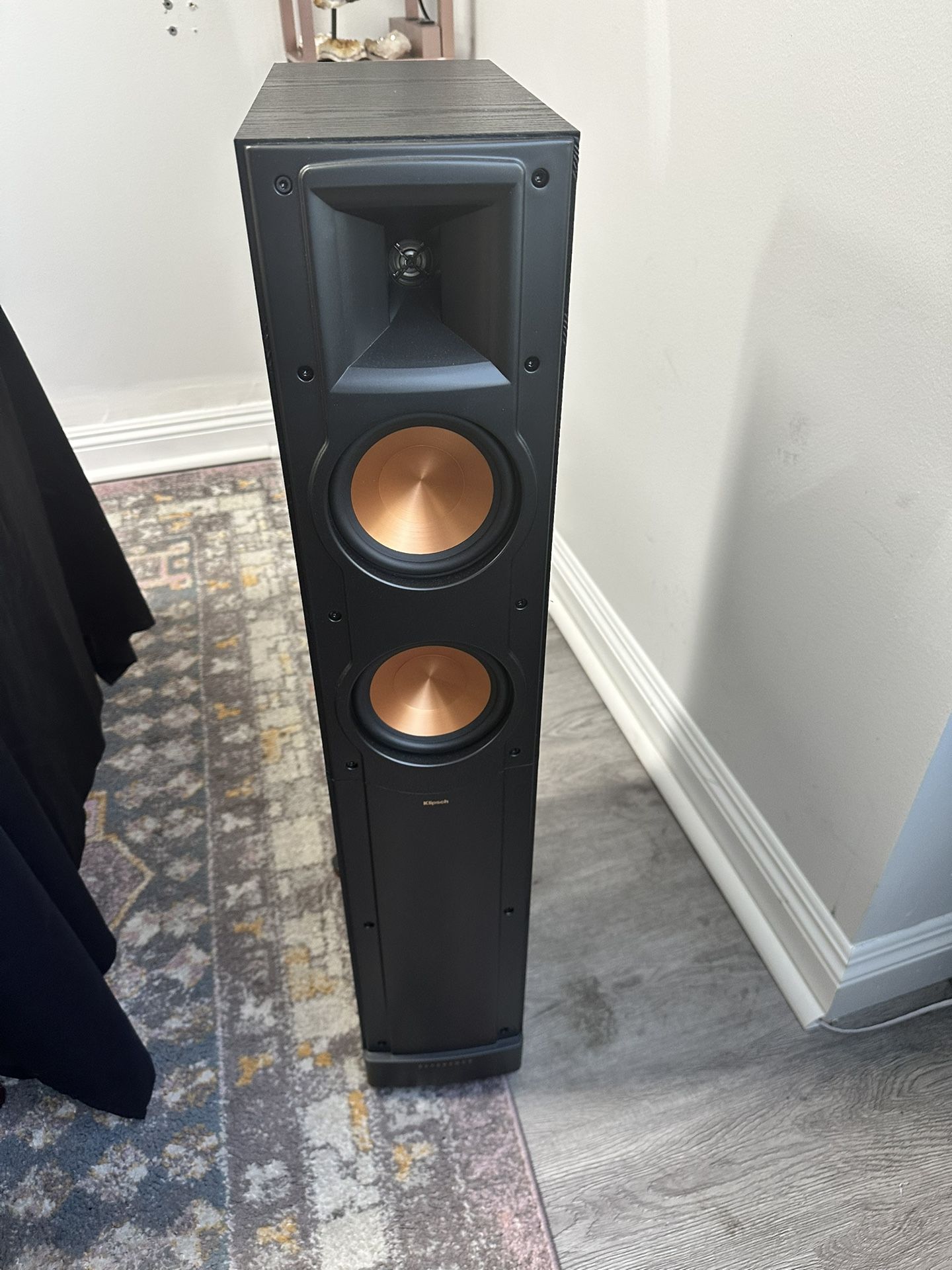 Klipsch RF 52 II Black Tower Speaker