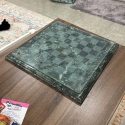 Green Marbella Glass Chess Set 