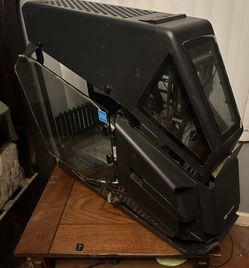 Thermaltake Full Tower AH600