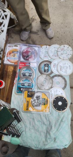 Diamond Blades 4"1/2 and two are 4" $75 for all 15 pieces