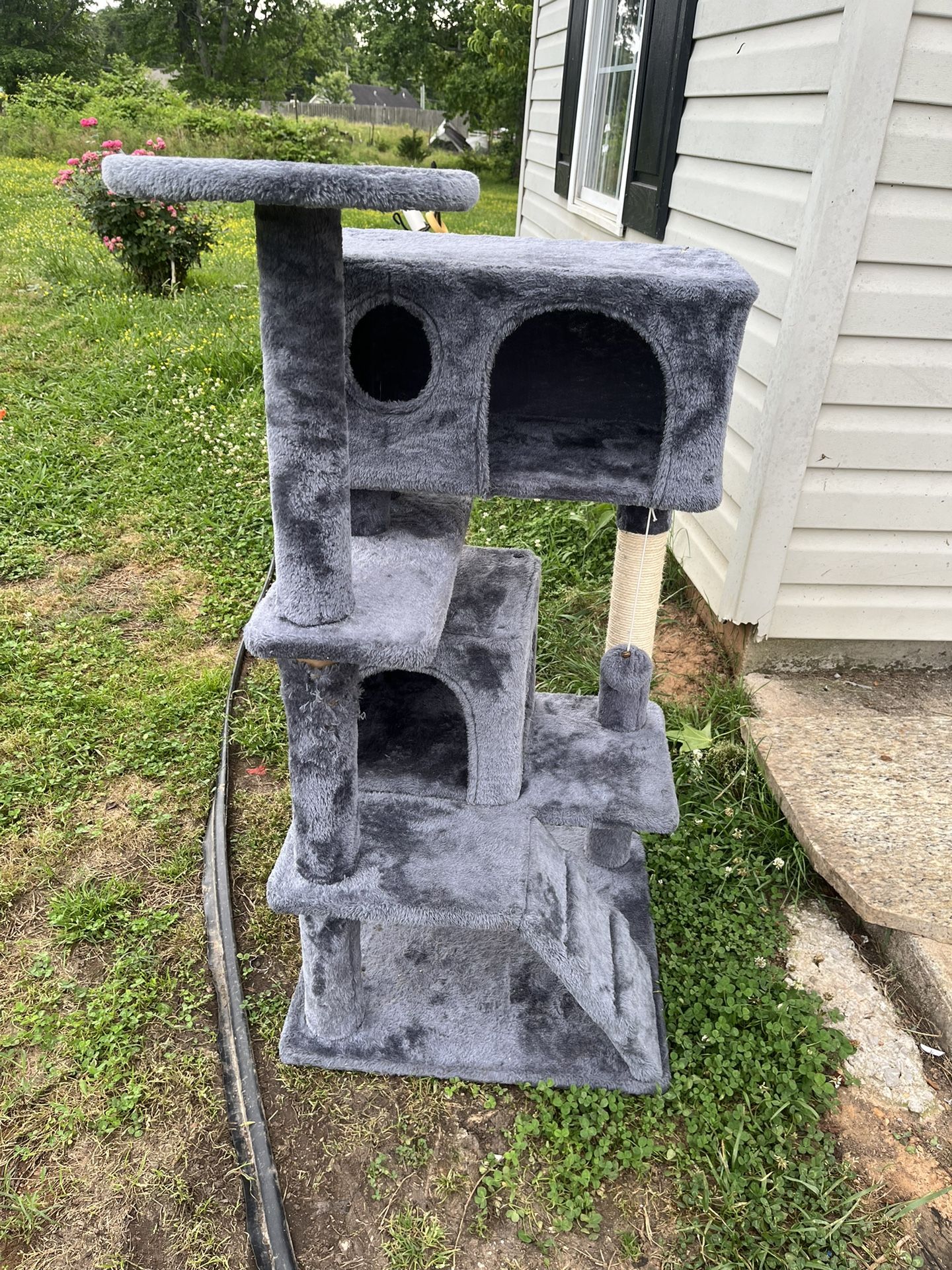 GREY TALL CAT TREE