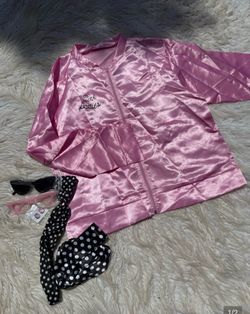Women’s pink ladies costume