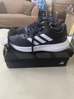 Size 7 Adidas