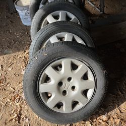 Honda Civic 15in 4Lug Steel Wheels&Tires W/ Wheel Covers