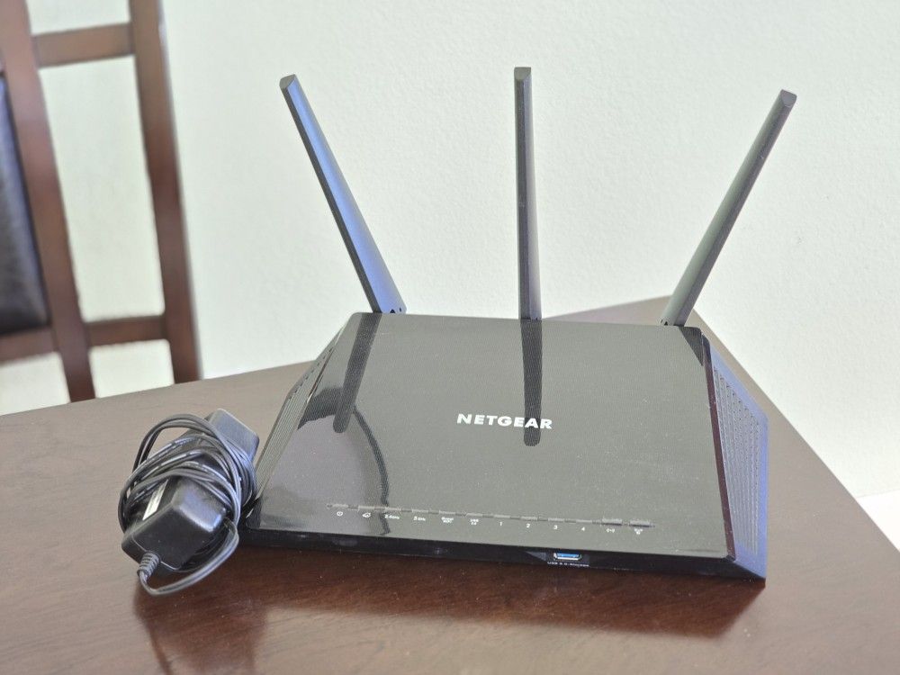 Netgear Nighthawk R6700 Smart Wi-Fi Router - 1750MBps, Up To 1500

Sq Ft, 25 Device
