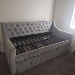 Twin Trundle Bed