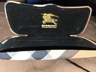 Female Burberry Sun Glasses w/ Case