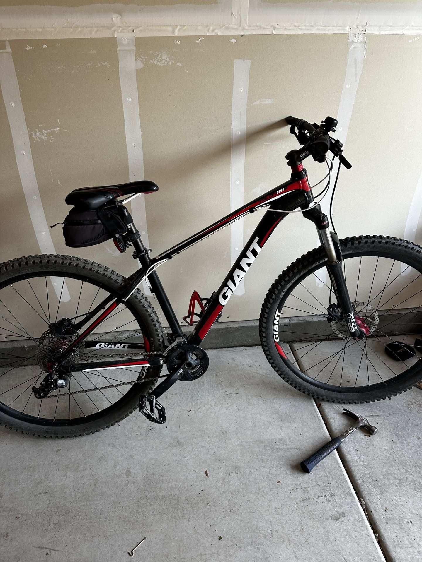 Giant 29er Hard Tail