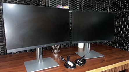 2 HP E23 G4 23” Full HD Monitors