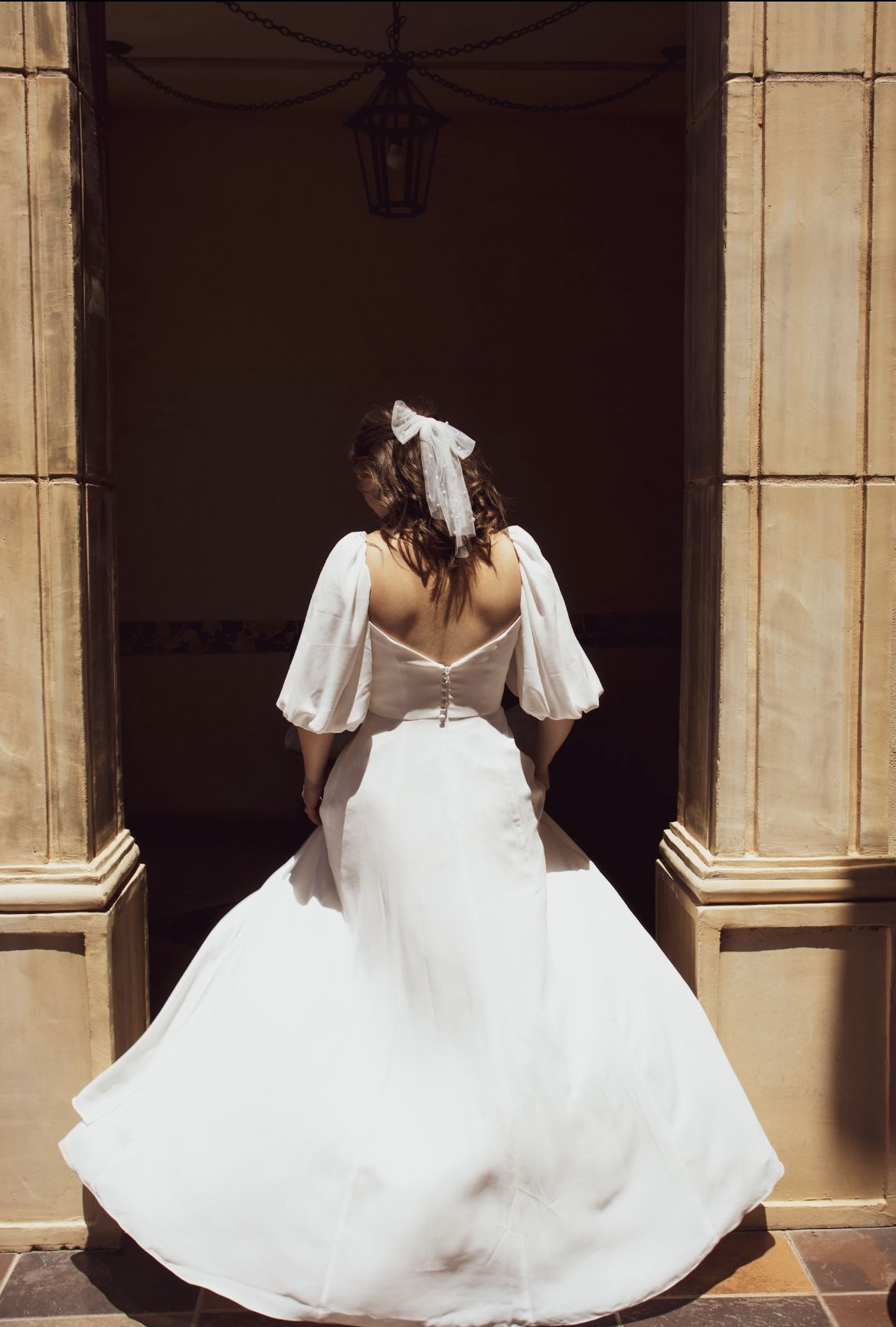 David's Bridal Wedding Dress- Size 4