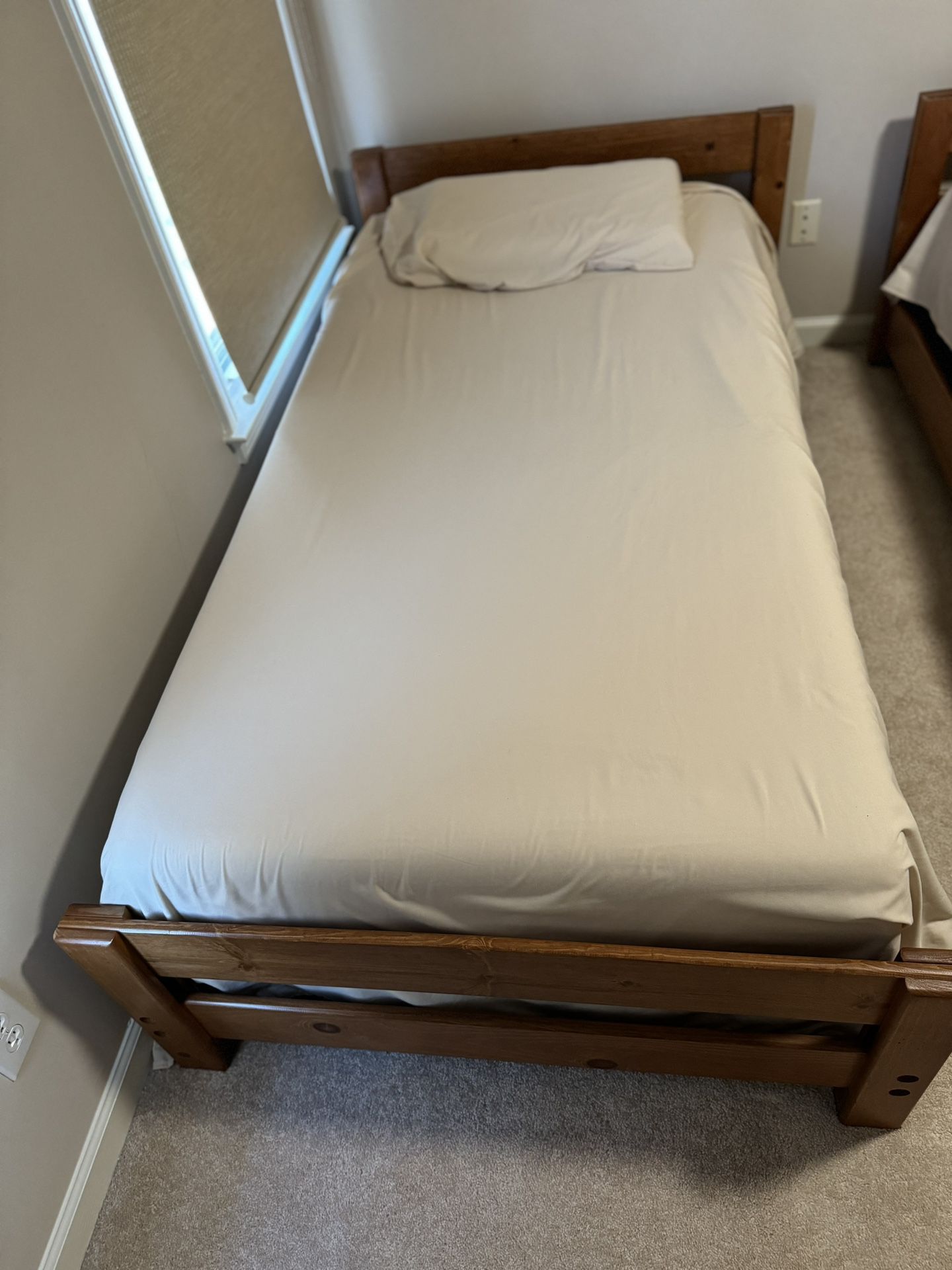 1 Twin Memory Foam Bed + Bed Frame