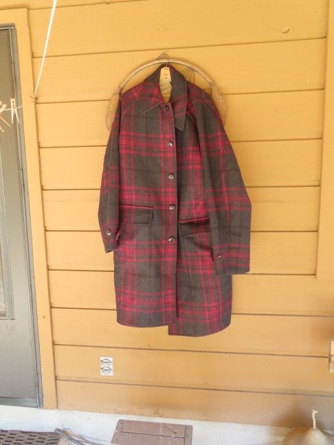 Banana Republic Oversized Italian Plaid Balmaccan Coat size Men's XL tall Long