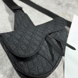 Dior saddle bag black