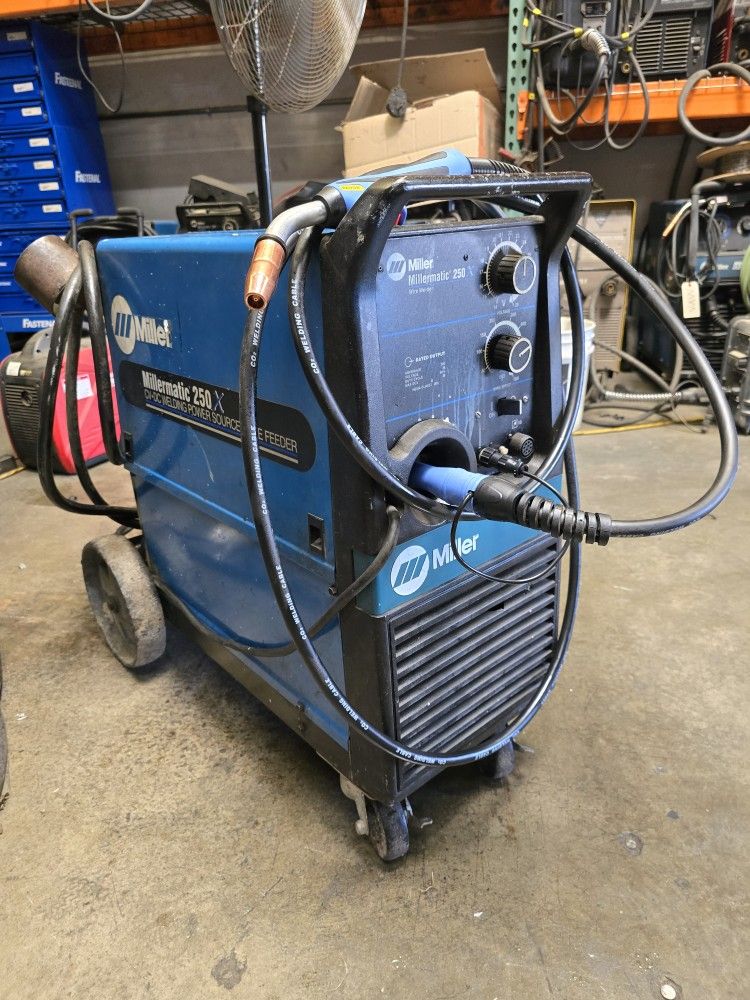 Miller Millermatic 250X Mig Welder