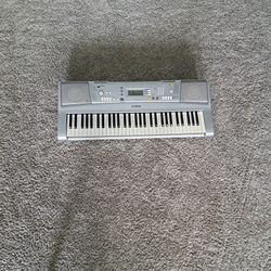 Yamaha Portatone YPT-300 Electronic Keybord