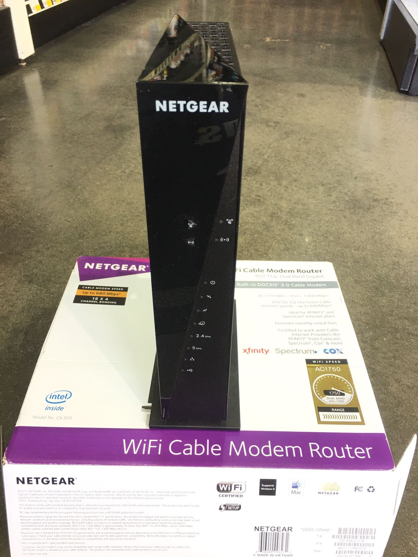 NETGEAR AC 1750 WiFi Cable Modem Router