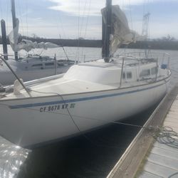 28 Foot Ranger Sailboat