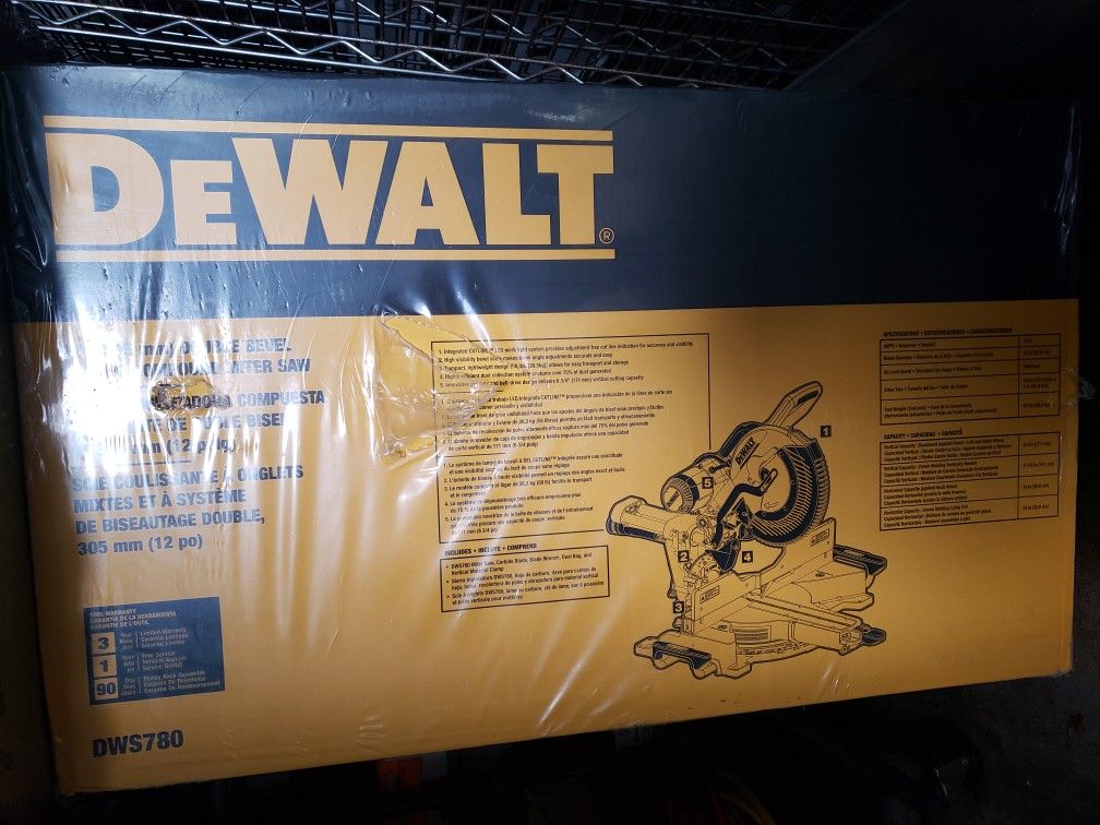 Dewalt 12" Compound miter saw