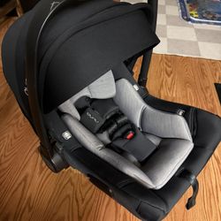 Nuna Pipa Car Seat 