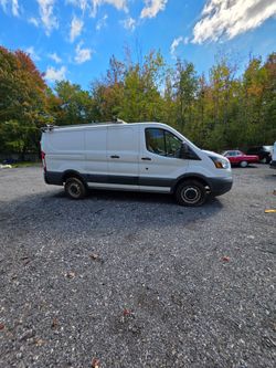 2017 Ford Transit-250