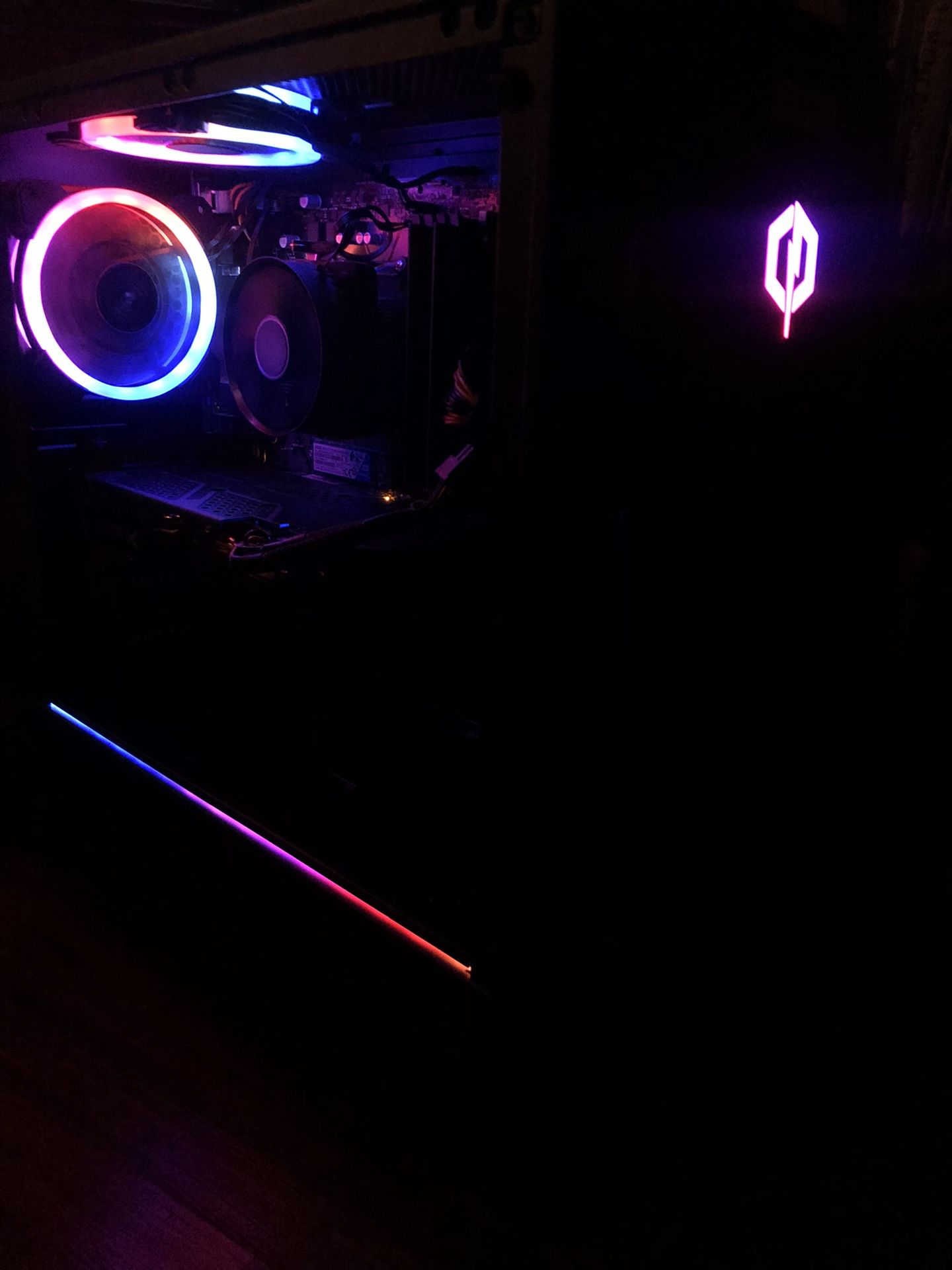 RGB GAMING PC