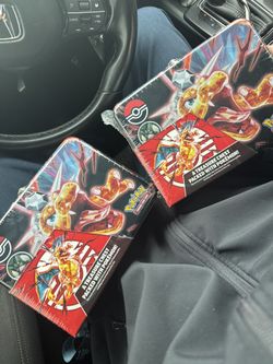 Pokemon Charizard Fall Collection Chest 2023 