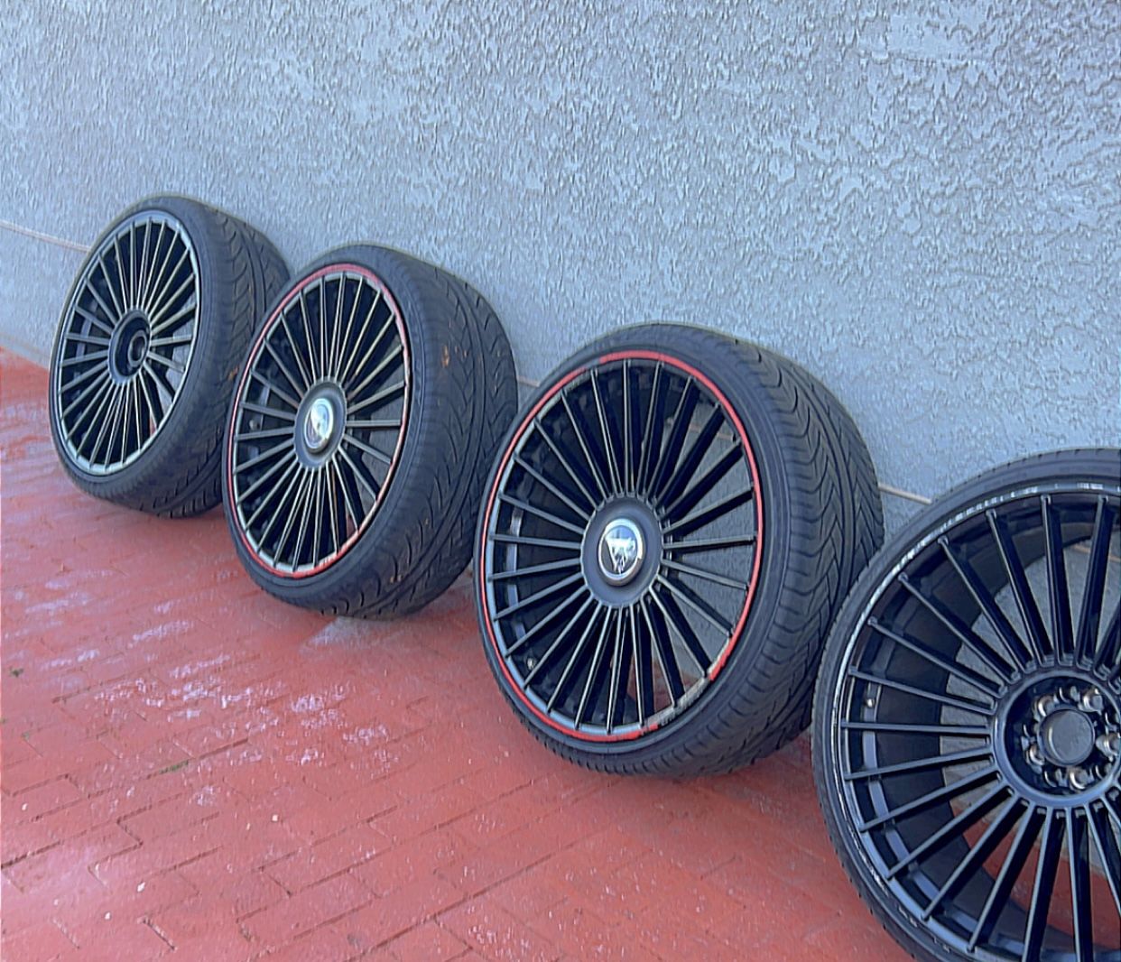 24 Inch AZAD rims Must see !! Used for Sale in Henderson, NV - OfferUp