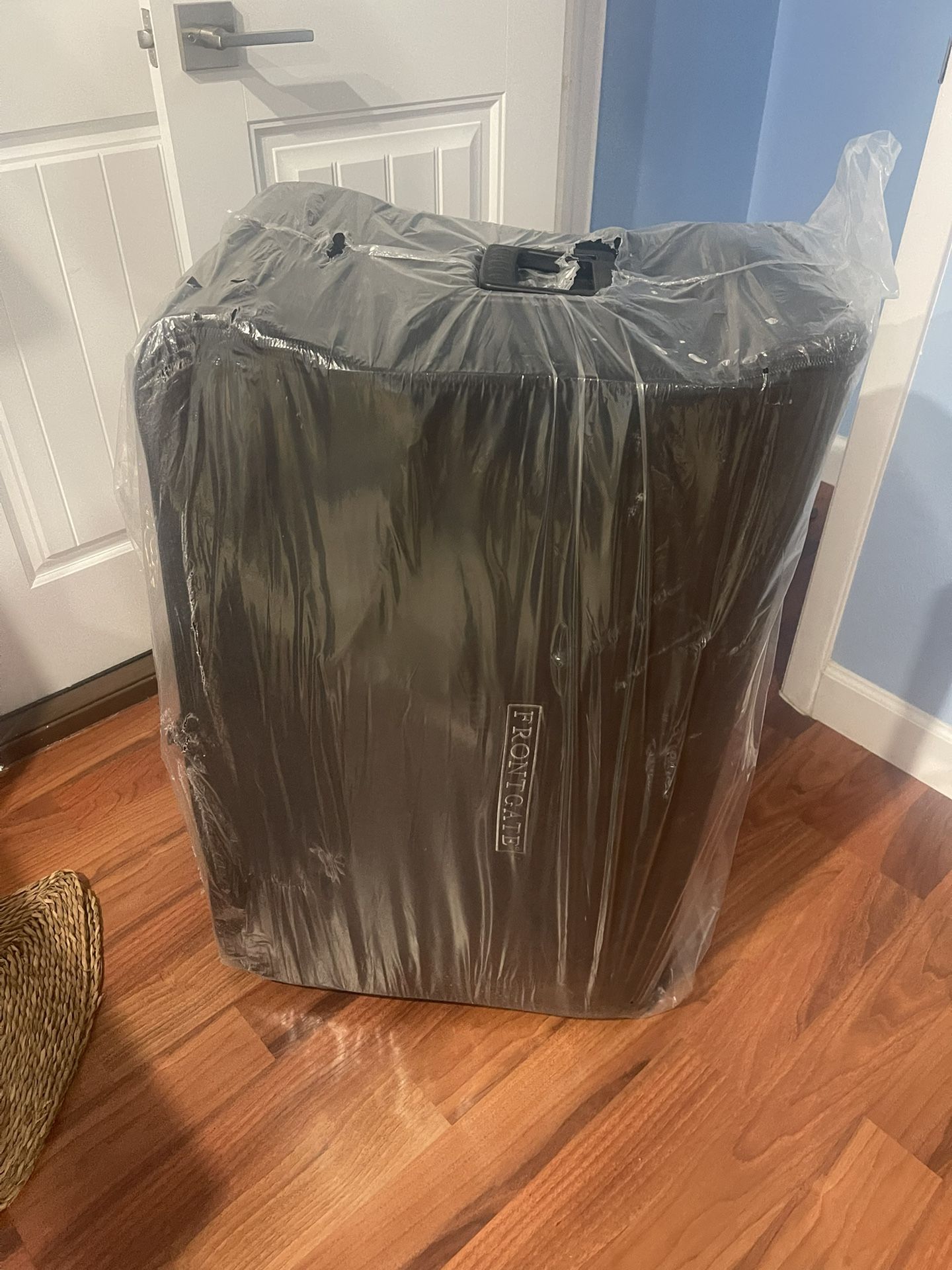 Queen Size Air Mattress w/ Egg Crate