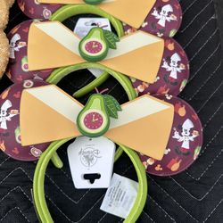 AUTHENTIC DISNEY EARS 