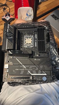 AM5 CPU & Motherboard Combo — ASUS ROG Strix X870E-H + AMD Ryzen 7 7800X3D