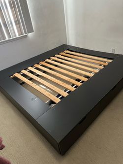 Free king size bed frame and mattress