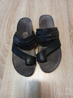 Sandals size 7.5