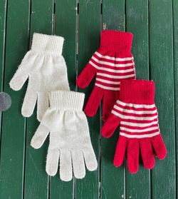 2 Pair Ladies Knit Gloves Two Pairs