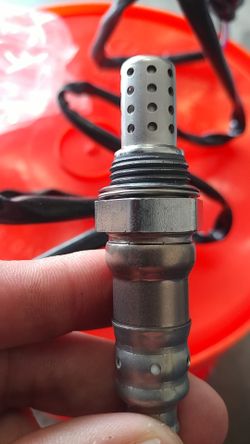 Brand new open box O2 sensor for a Jetta 2012 2013