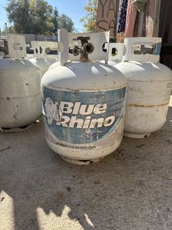 Empty Propane Tanks, Works Great Ready To Be Filled $15 Each 