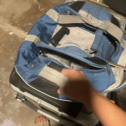 High Sierra Duffel Travel Bag Converts Into Backpack 