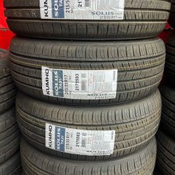 215/55/17 Kumho Tires