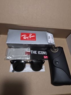 Ray-Ban Clubmaster Classic RB3016 Black/Gold G-15 49mm – New