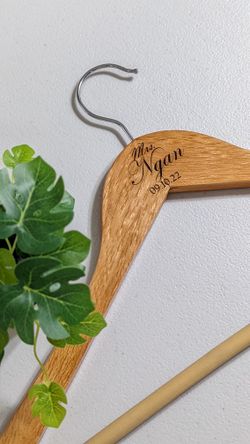 Laser Engraving Wooden Hangers (Custom)