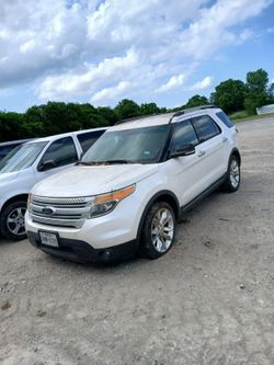 2014 Ford Explorer for PARTS