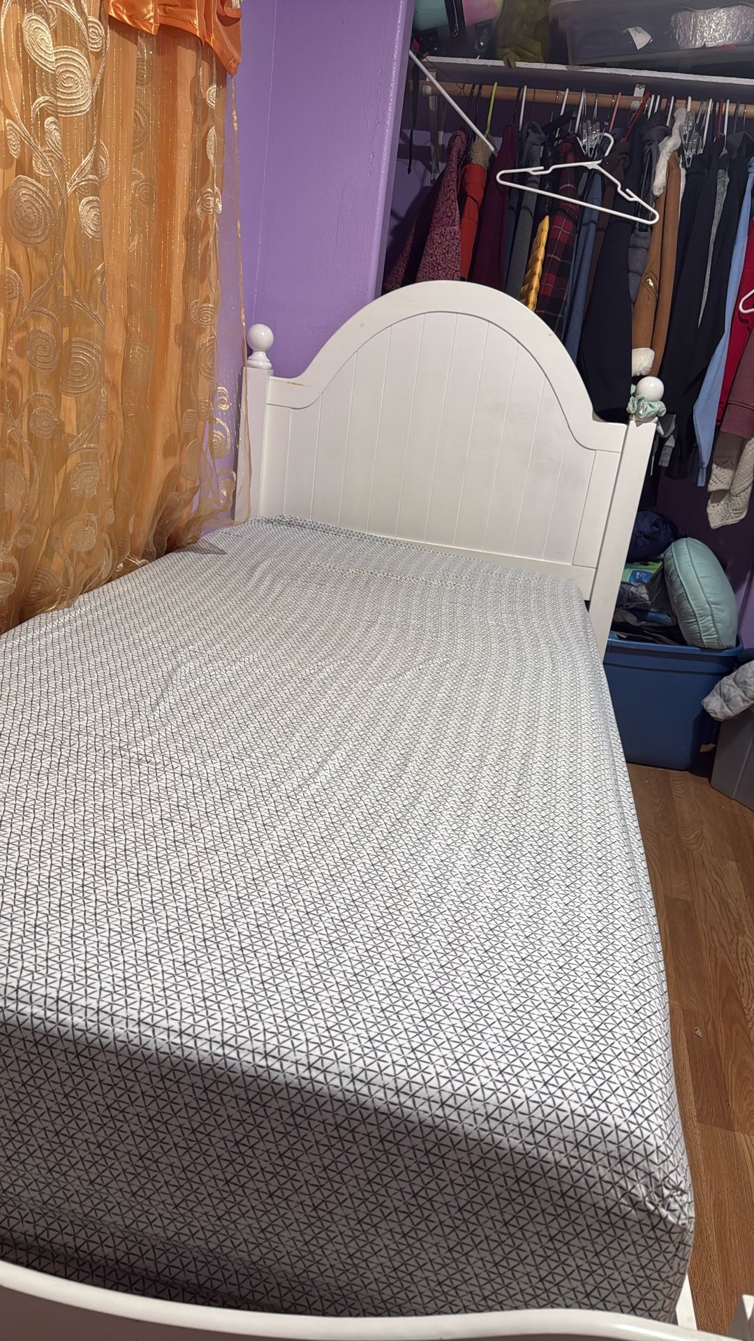 Bed Twin With mattress